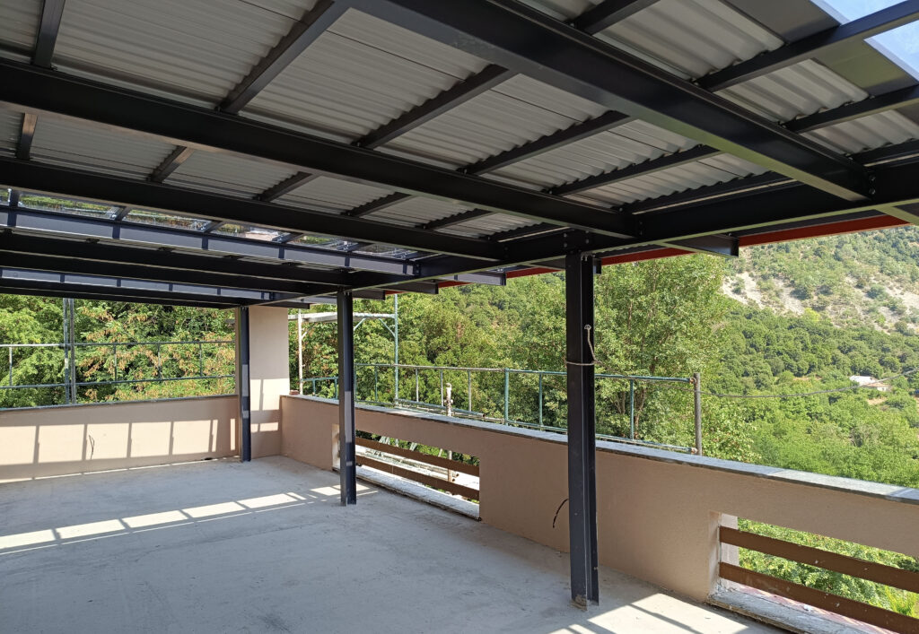 ΜΕΤΑΛΛΙΚΕΣ ΚΑΤΑΣΚΕΥΕΣ ΤΡΙΚΑΛΑ ΠΕΡΓΚΟΛΑ