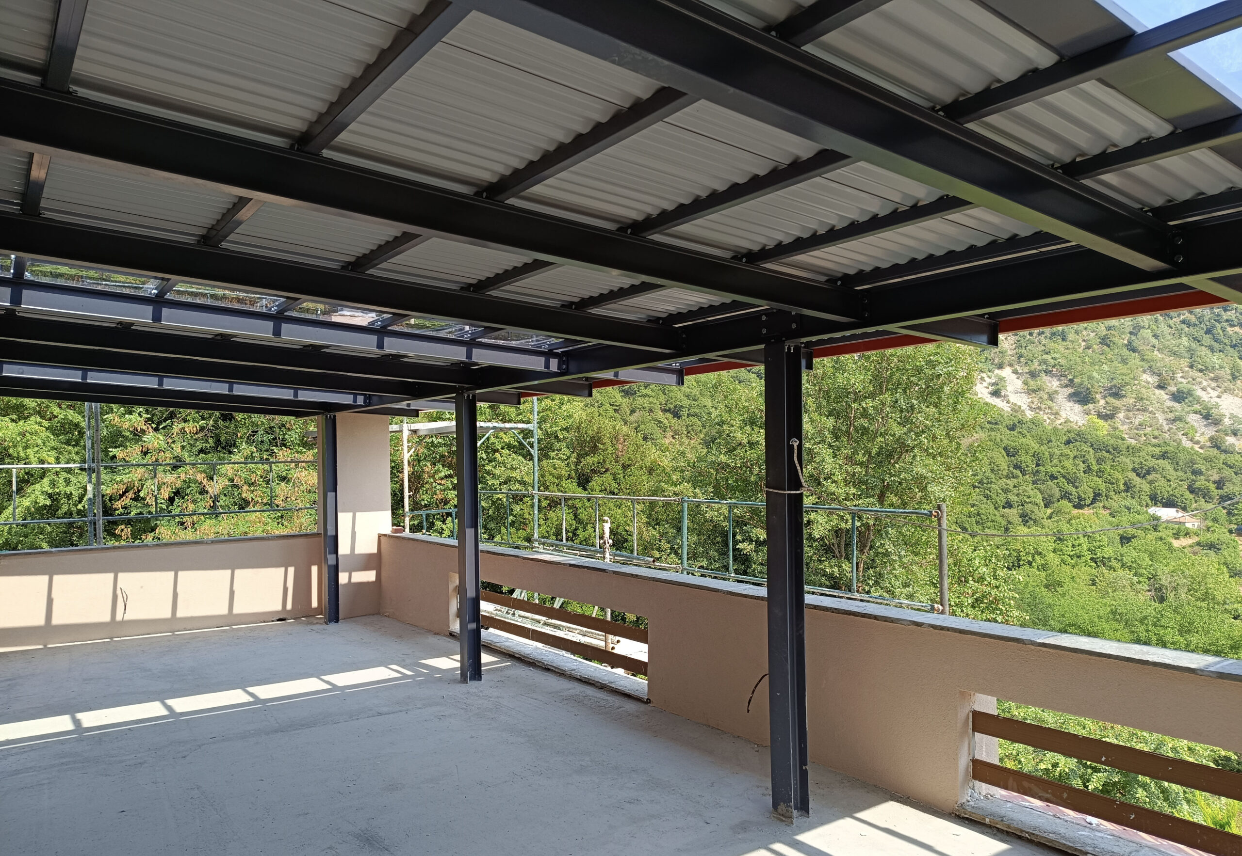 ΜΕΤΑΛΛΙΚΕΣ ΚΑΤΑΣΚΕΥΕΣ ΤΡΙΚΑΛΑ ΠΕΡΓΚΟΛΑ